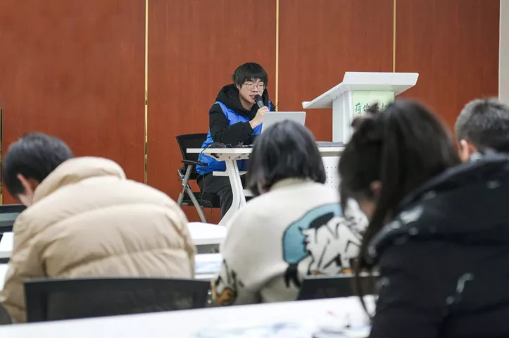 青村政府走進我司開展反電信網絡詐騙安全知識專題講座