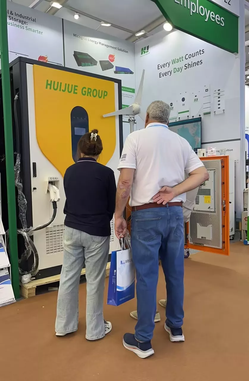 匯玨科技集團(tuán)亮相廣交會(huì)首日，開啟智儲(chǔ)新篇章