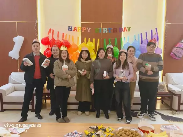 用心、暖心、開心,2025年第一個生日會!